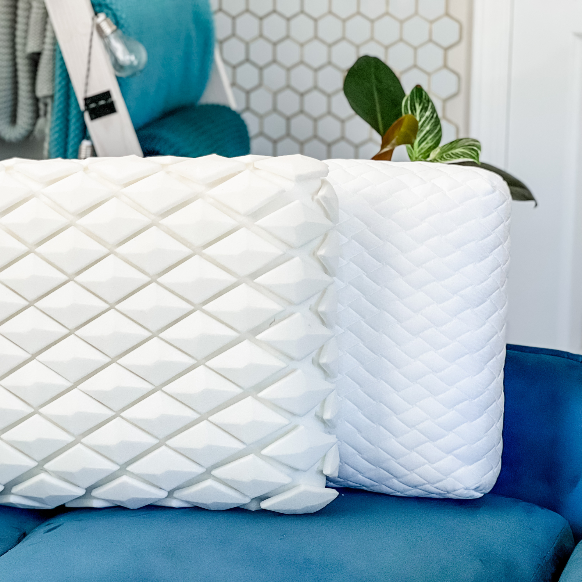 Alpha™ Pillow 3D