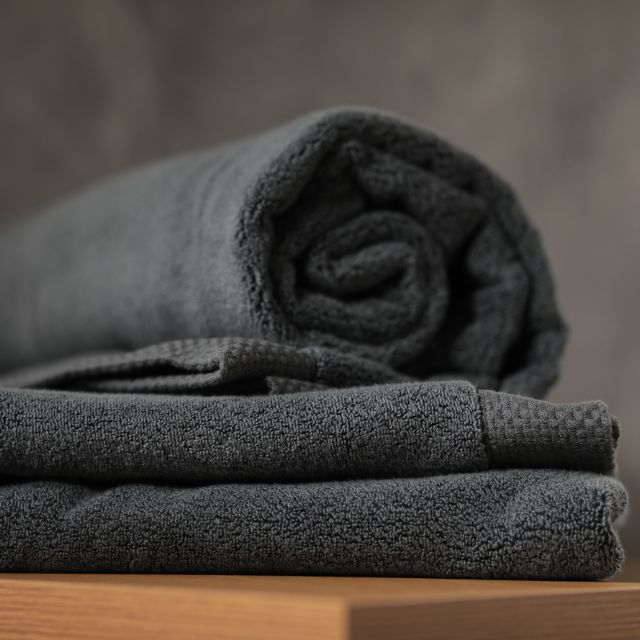 Alpha™ Silver Bath Towel | Set of 2